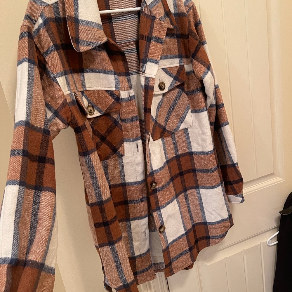 Size medium Shacket